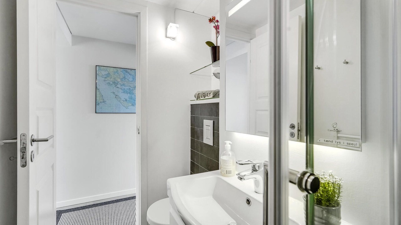 Photo of Bathroom in Faaborg