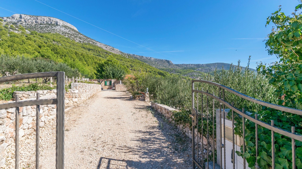 Photo of Outdoor in Bol