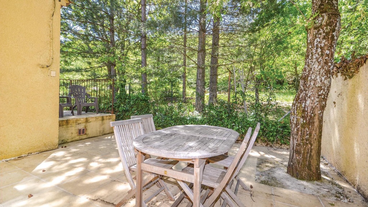 Photo of Others in Apt