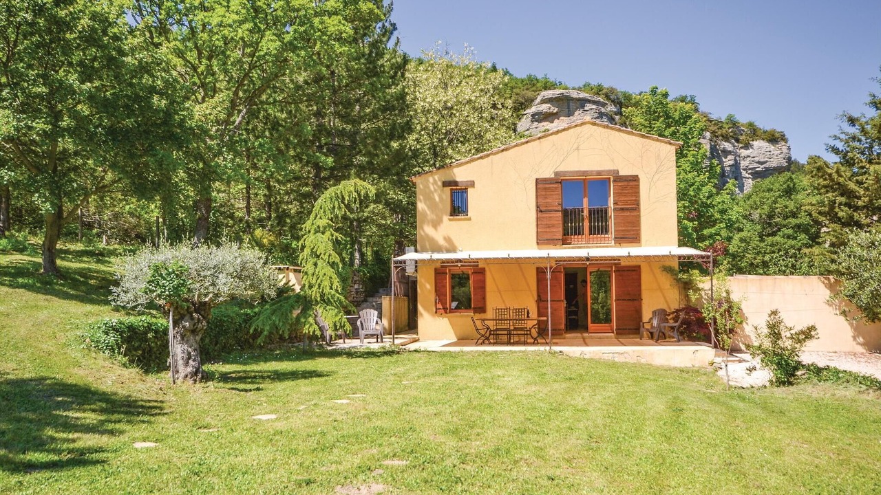 Photo of Others in Apt