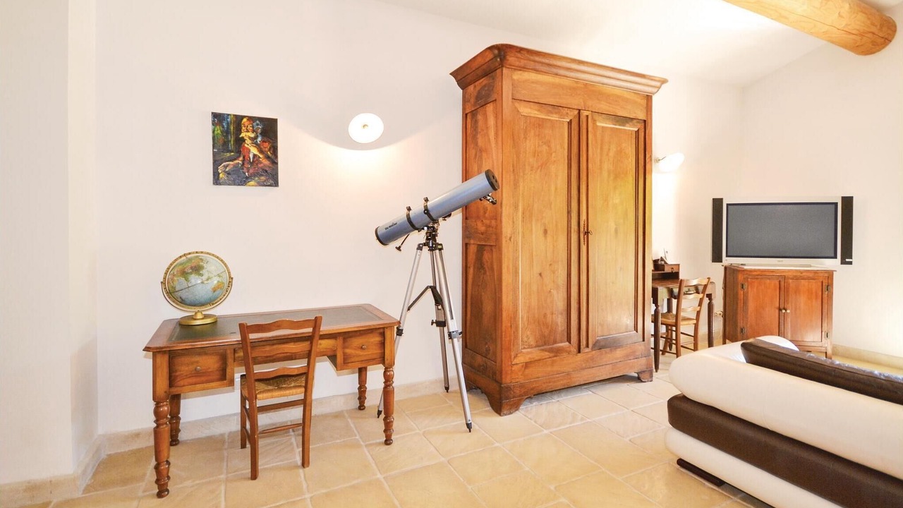 Photo of Others in Apt