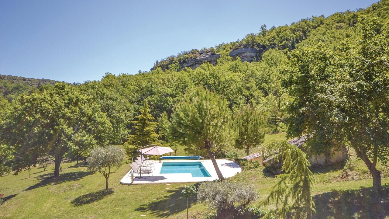 Photo of Bedroom in Apt