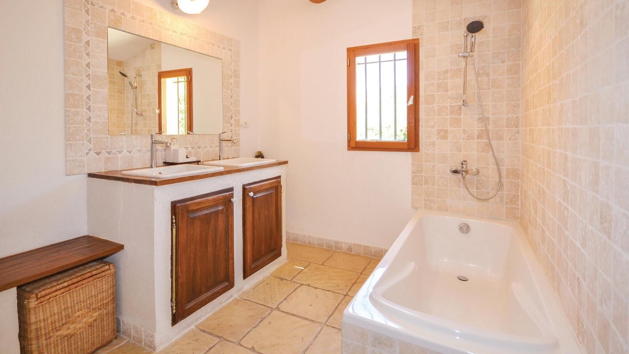 Photo of Bathroom in Apt