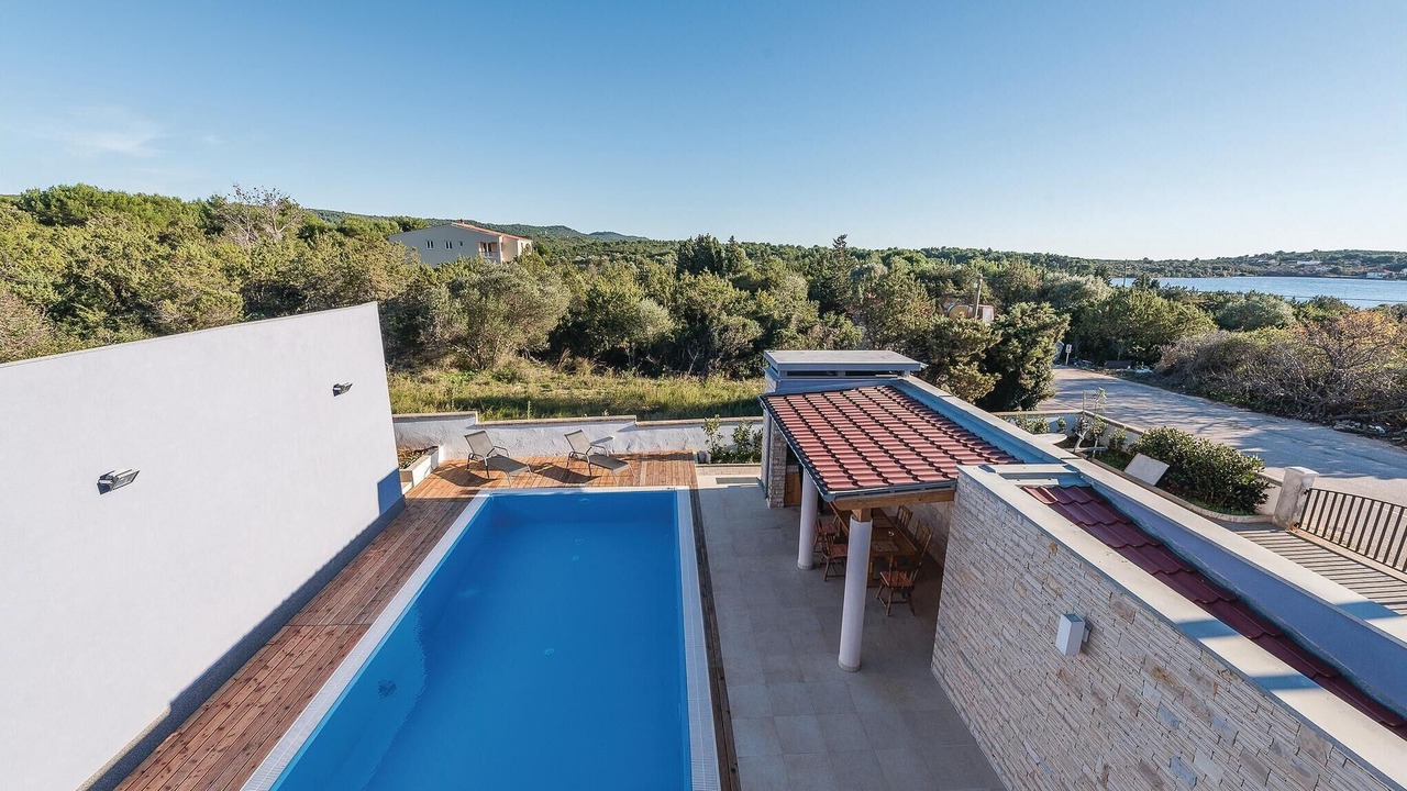 Photo of Outdoor in Verunic