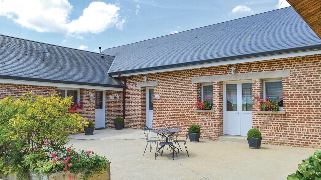 Photo of Others in Roisel