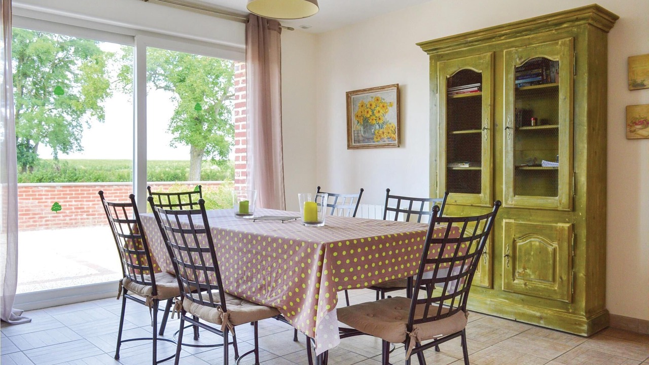 Photo of Bedroom in Roisel