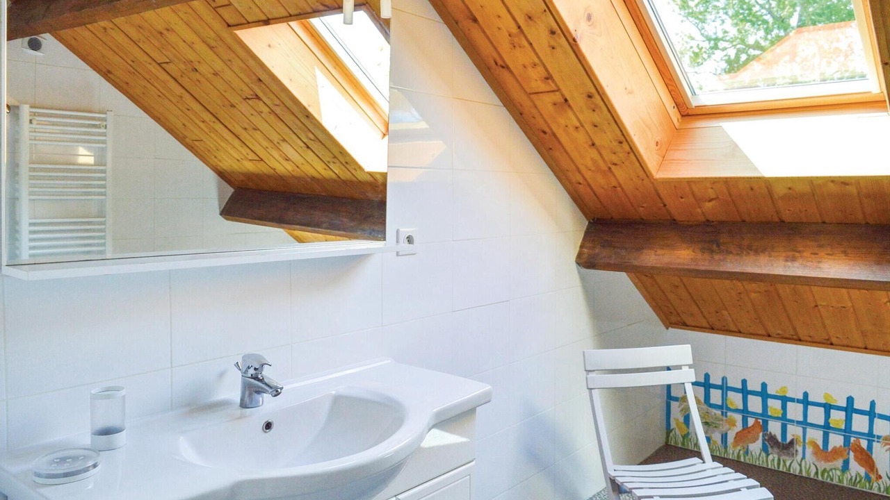 Photo of Bathroom in Roisel