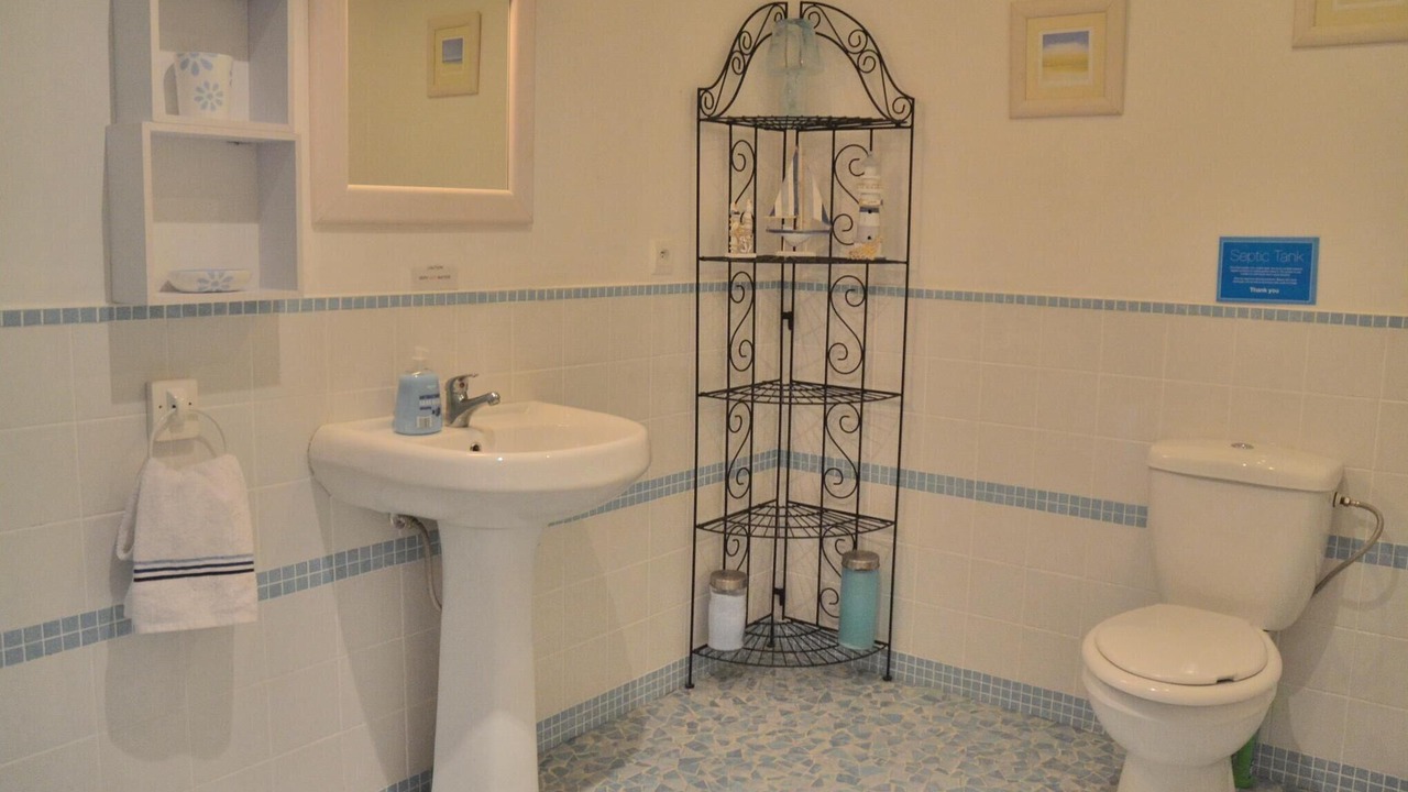 Photo of Bathroom in Saint-Pierre-sur-Orthe