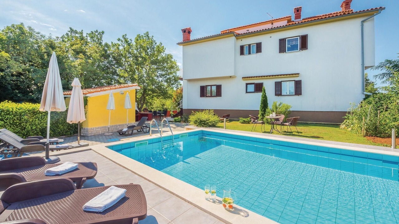 Photo of Outdoor in Marceljani