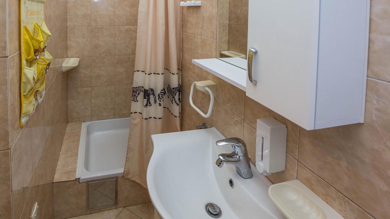 Photo of Bathroom in Vir