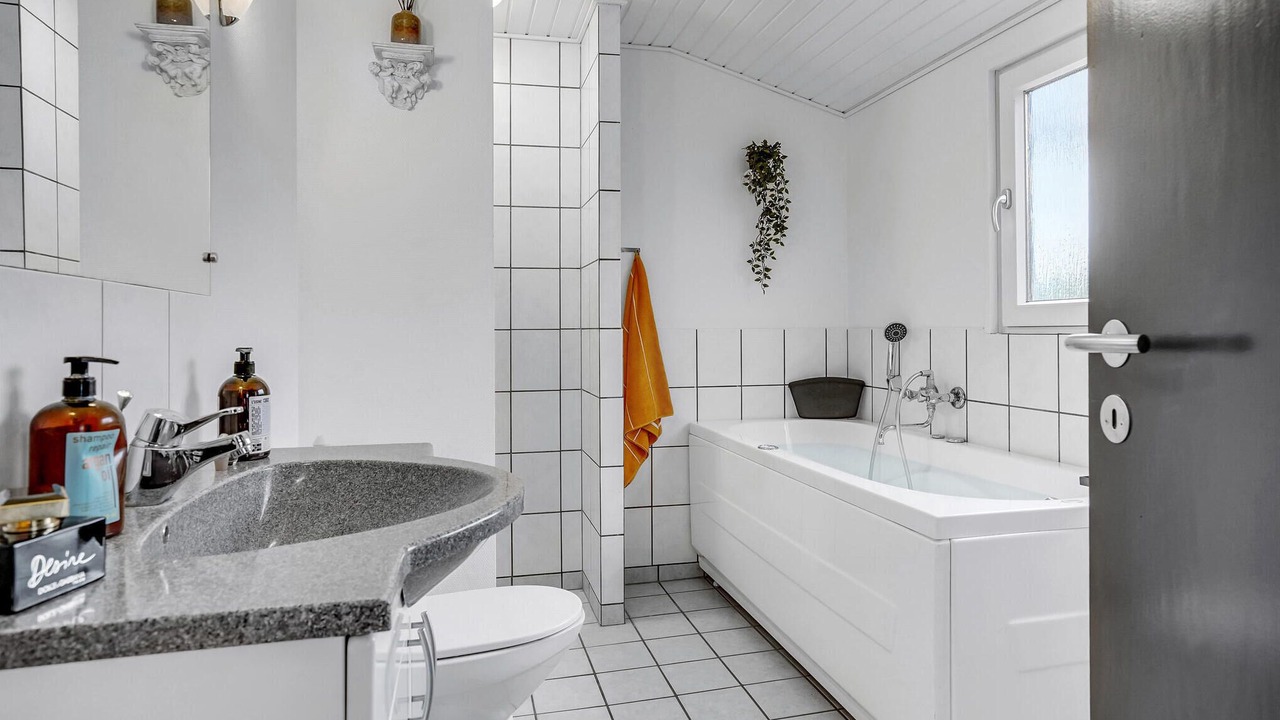 Photo of Bathroom in Hejlsminde Strand