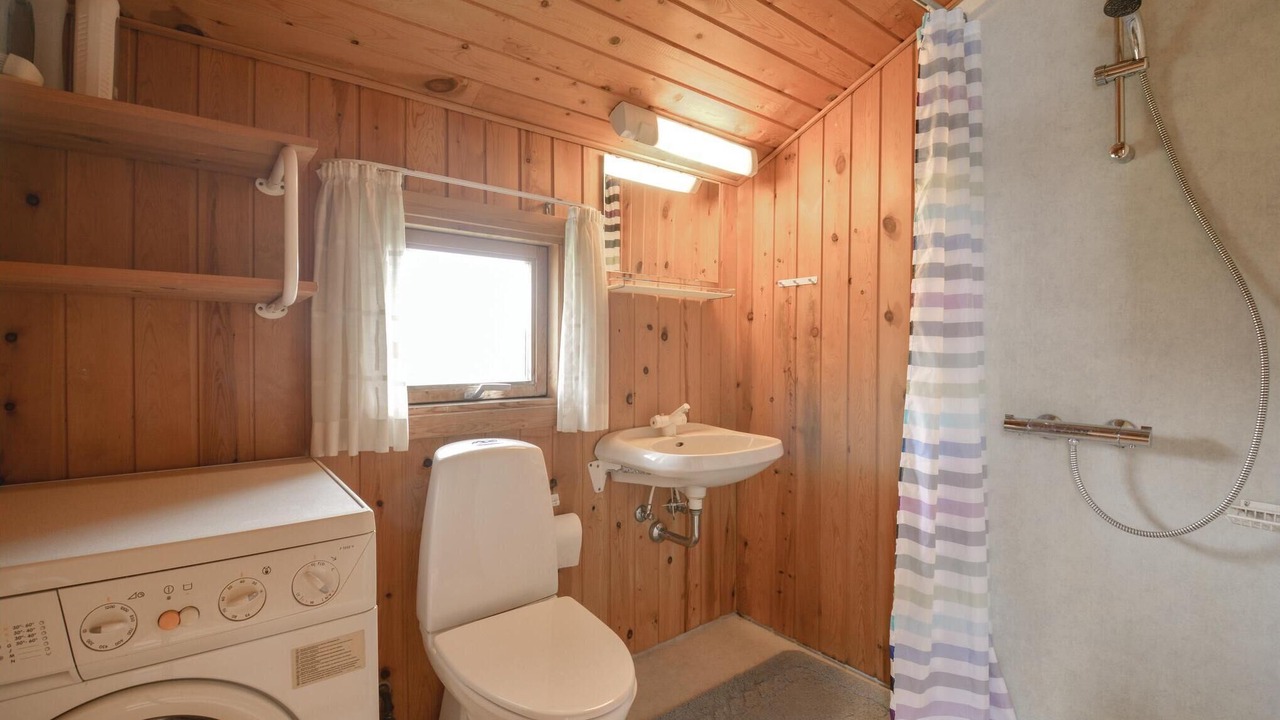 Photo of Bathroom in Nørre Lyngvig