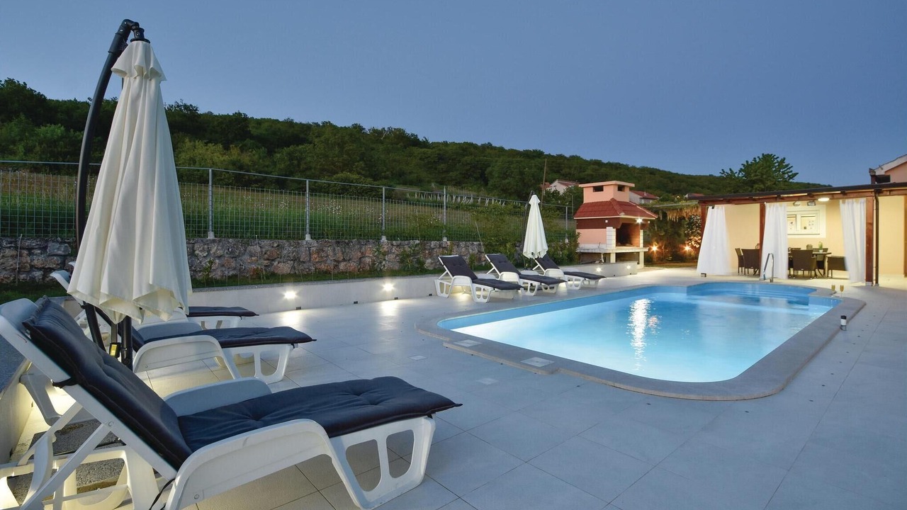 Photo of Outdoor in Bajagic