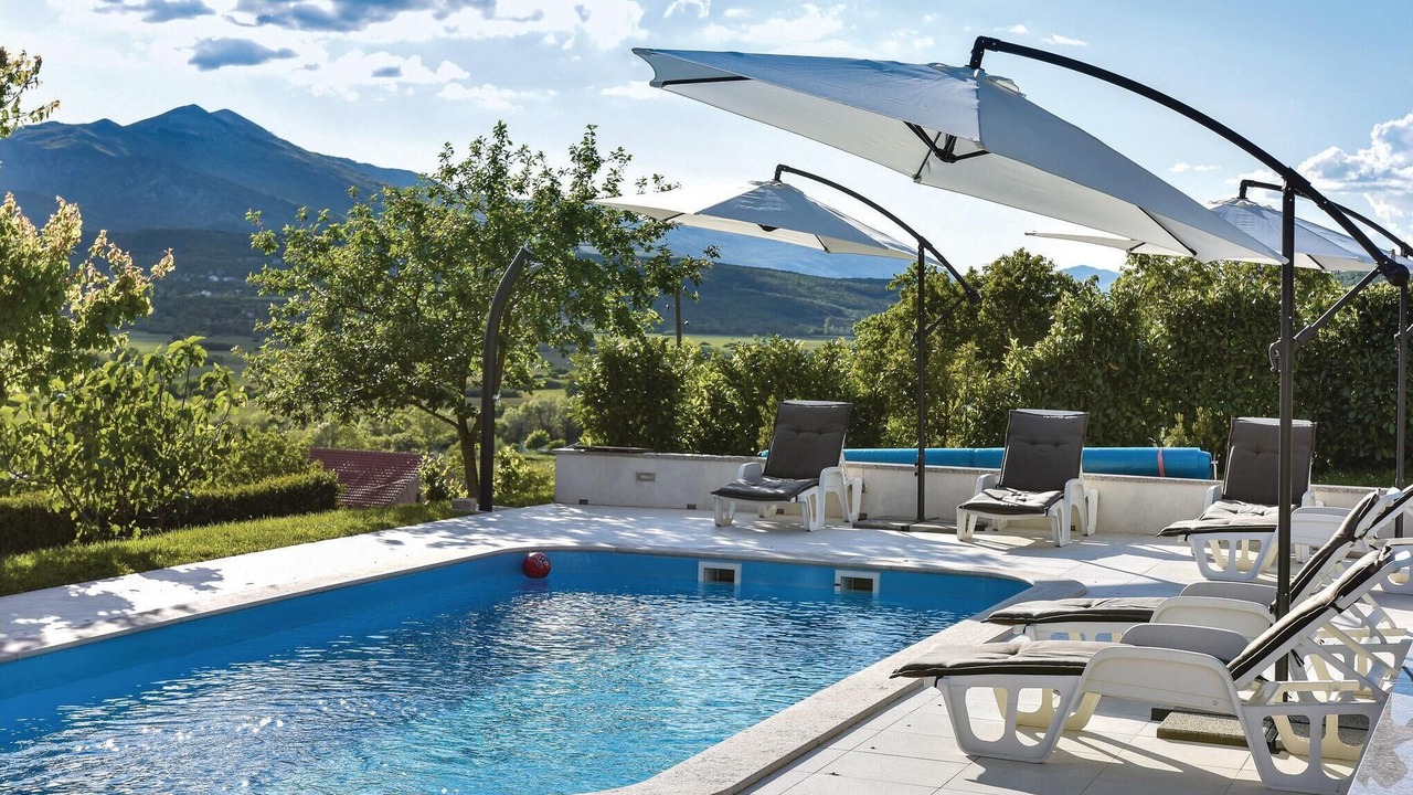 Photo of Outdoor in Bajagic