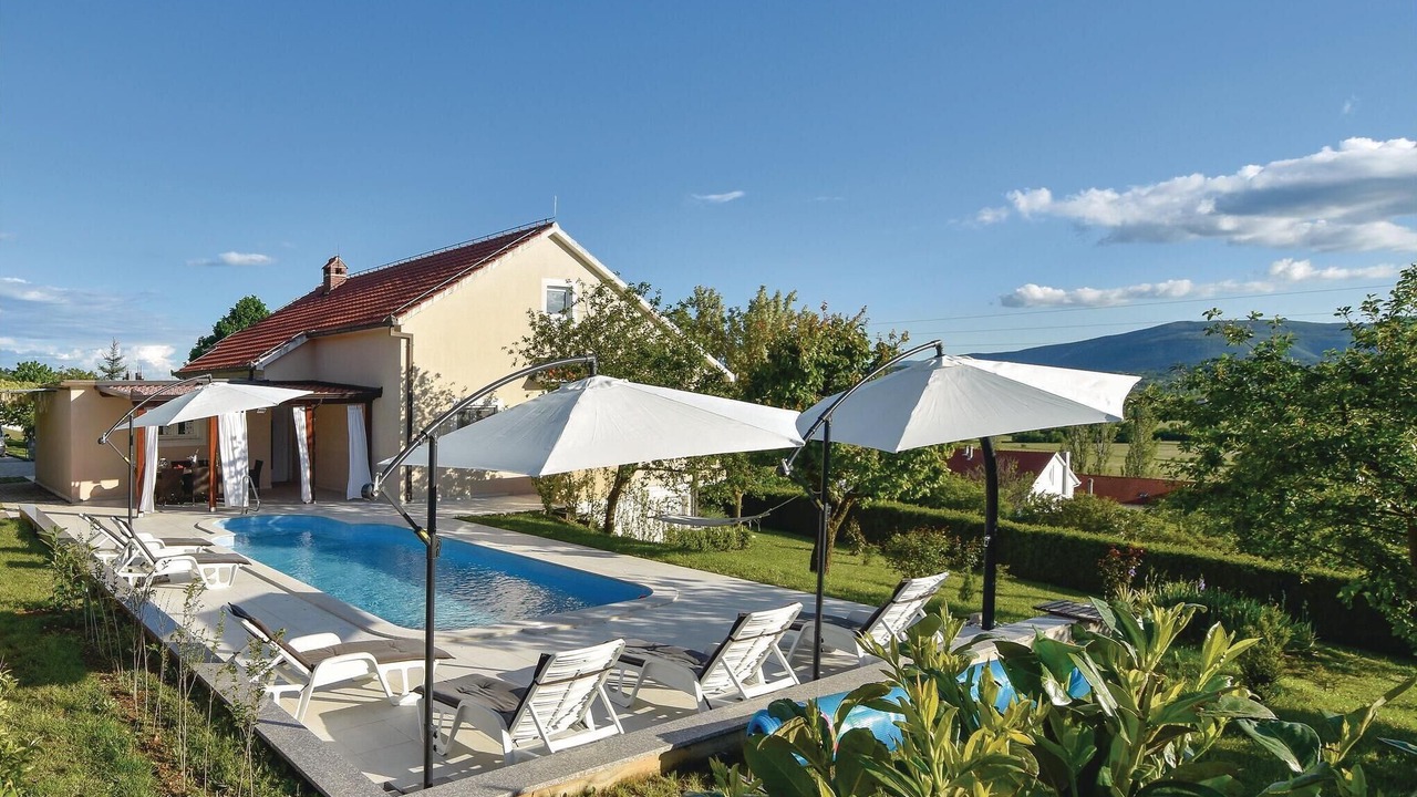 Photo of Outdoor in Bajagic