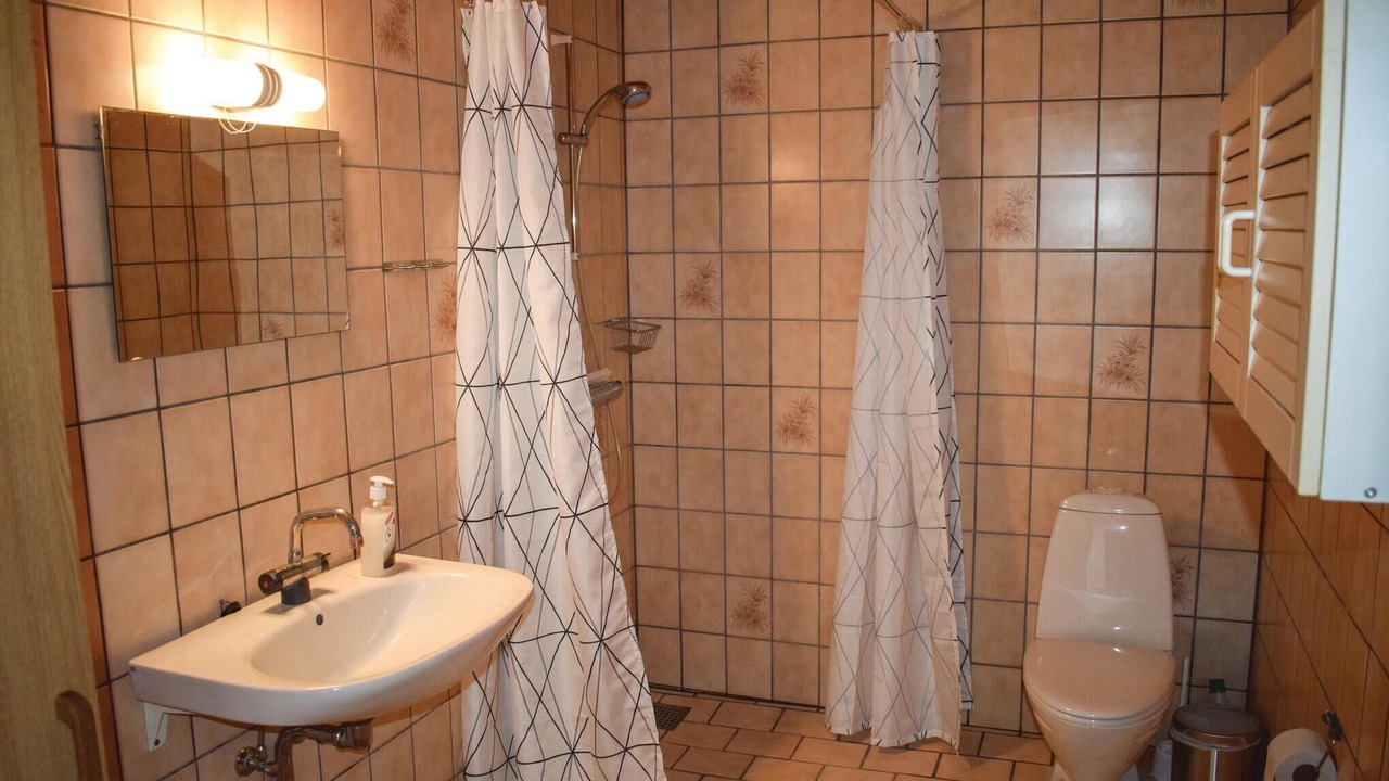 Photo of Bathroom in Humble