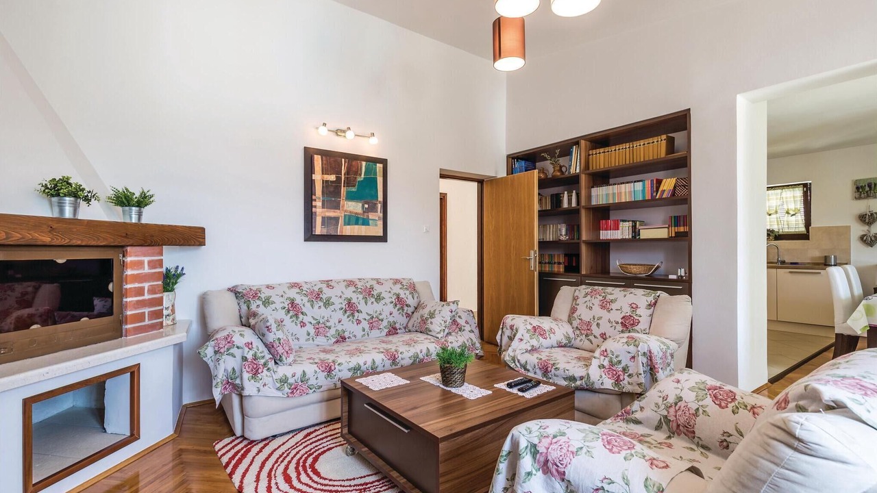 Photo of Bedroom in Banjol