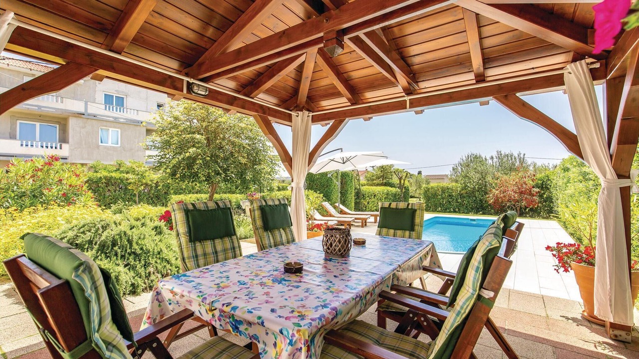 Photo of Patio Balcony in Banjol