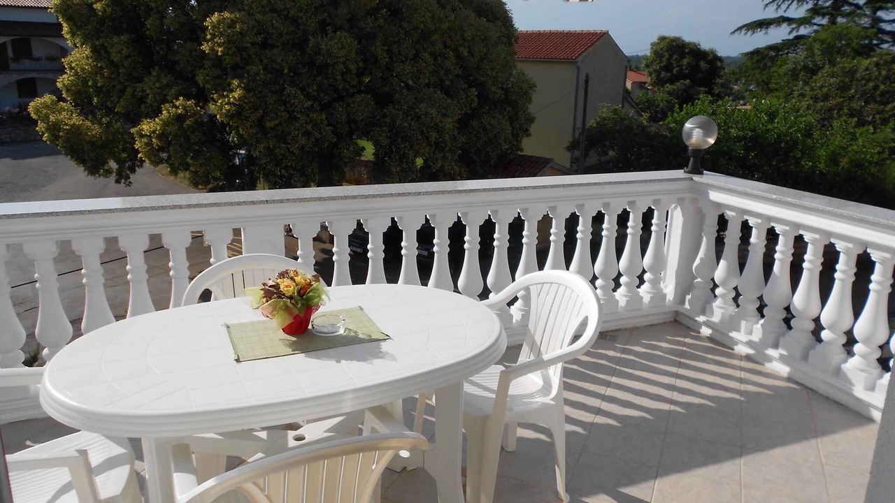 Photo of Patio Balcony in Muntic