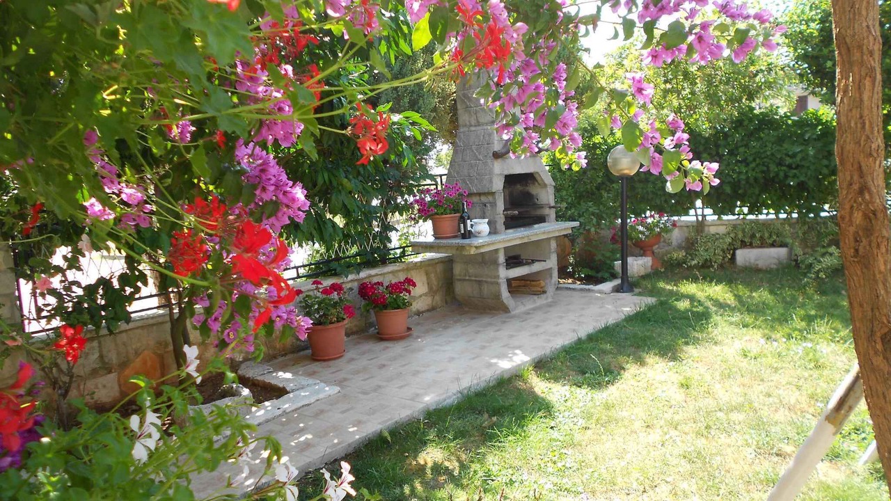 Photo of Patio Balcony in Muntic