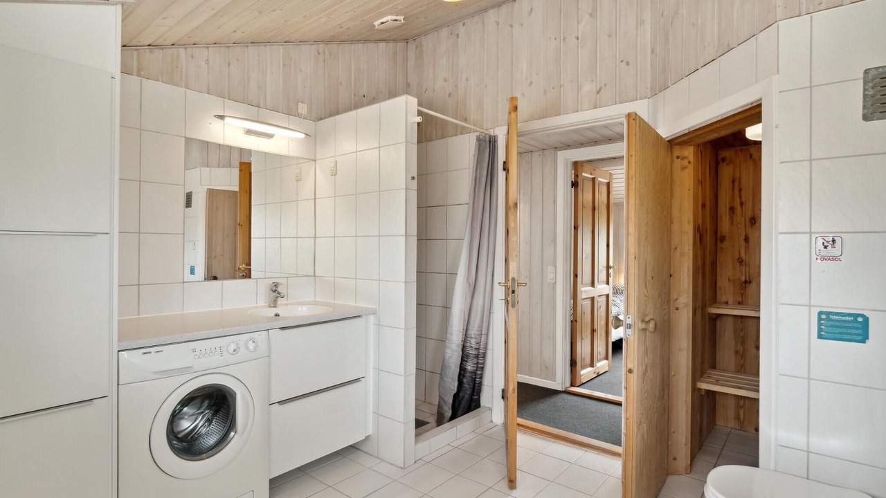 Photo of Bathroom in Nordost