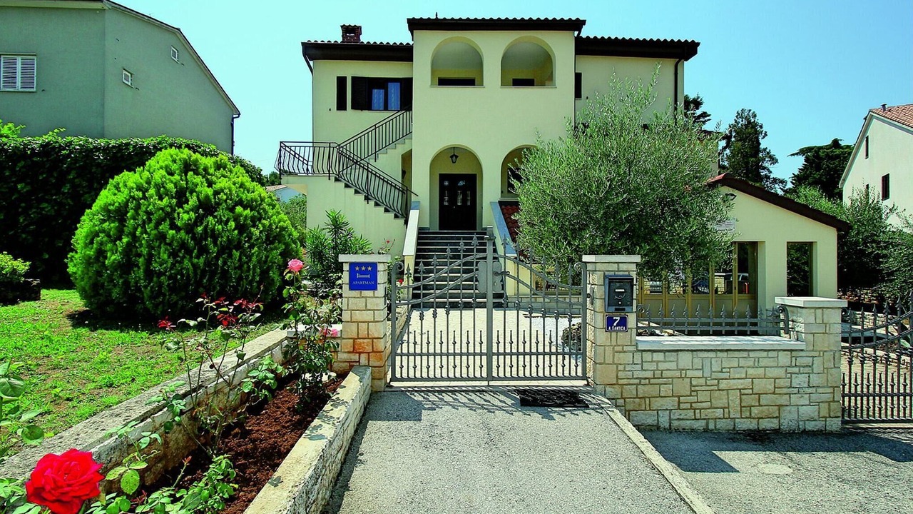 Photo of Others in Porec