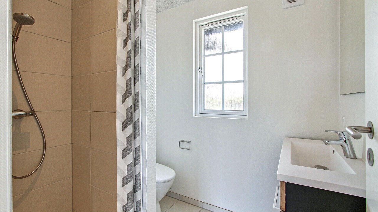 Photo of Bathroom in Henne Strand
