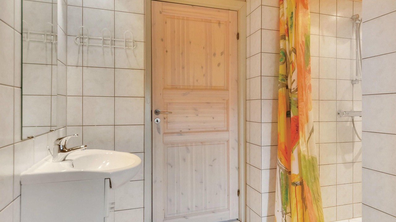 Photo of Bathroom in Jegum