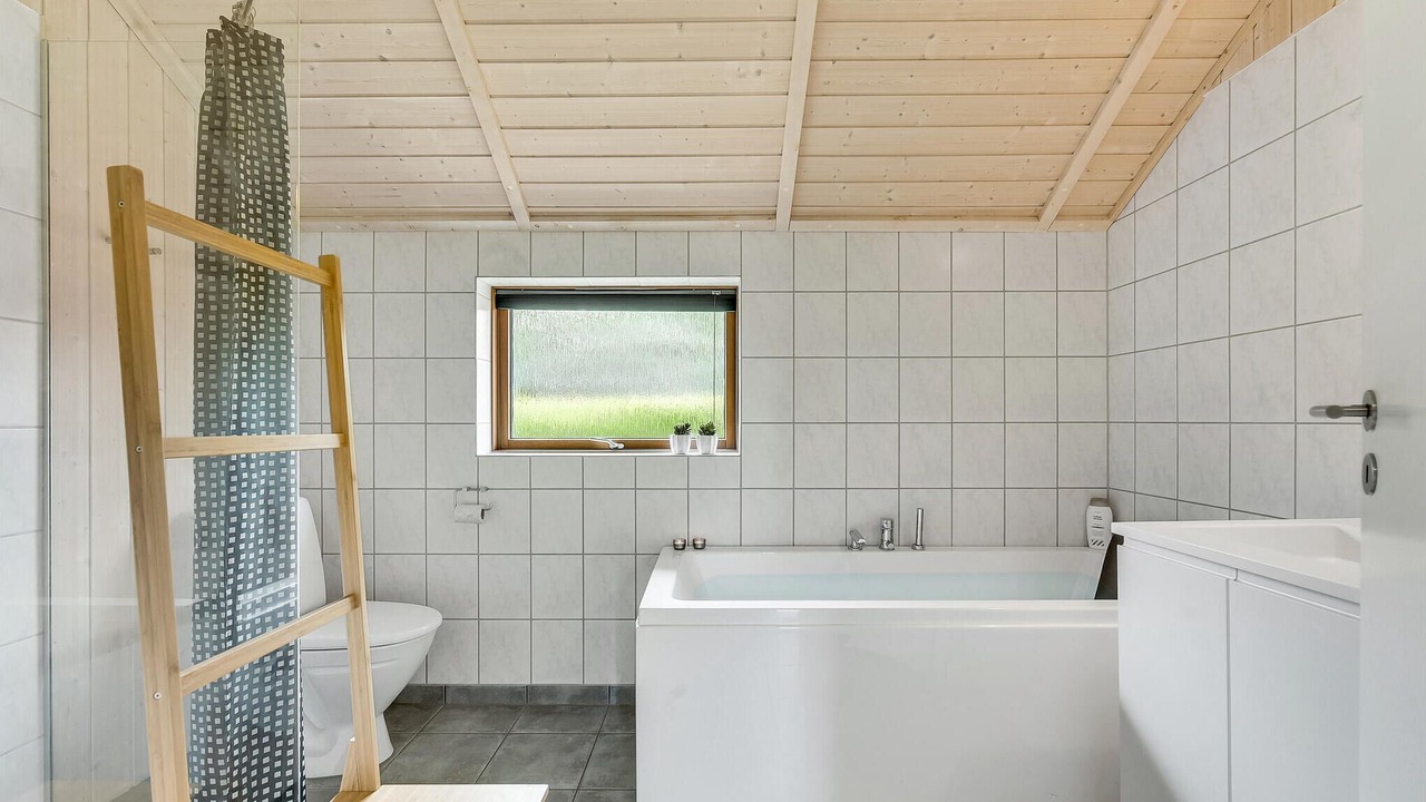 Photo of Bathroom in Skovbyballe