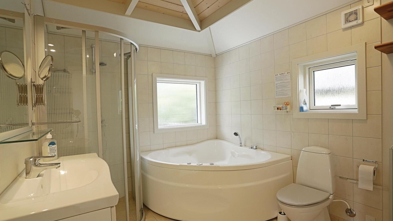 Photo of Bathroom in Gudhjem
