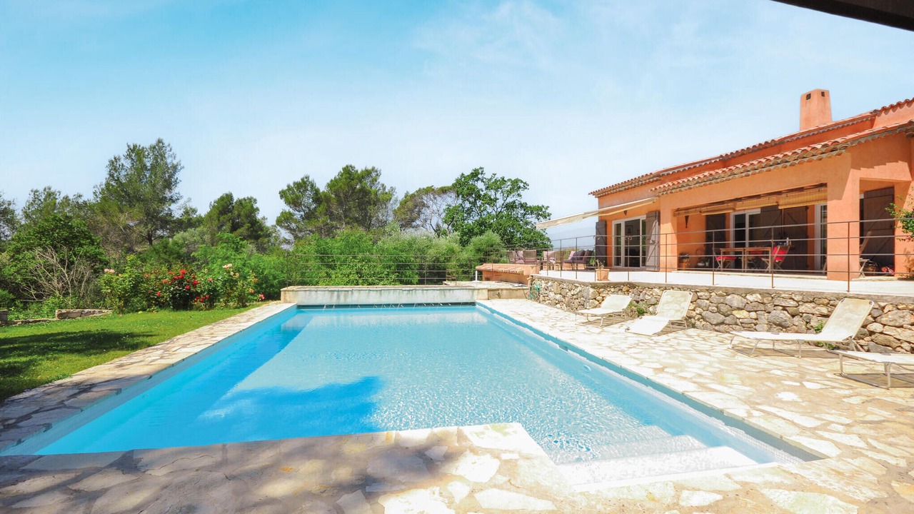 Photo of Outdoor in Les Maillans