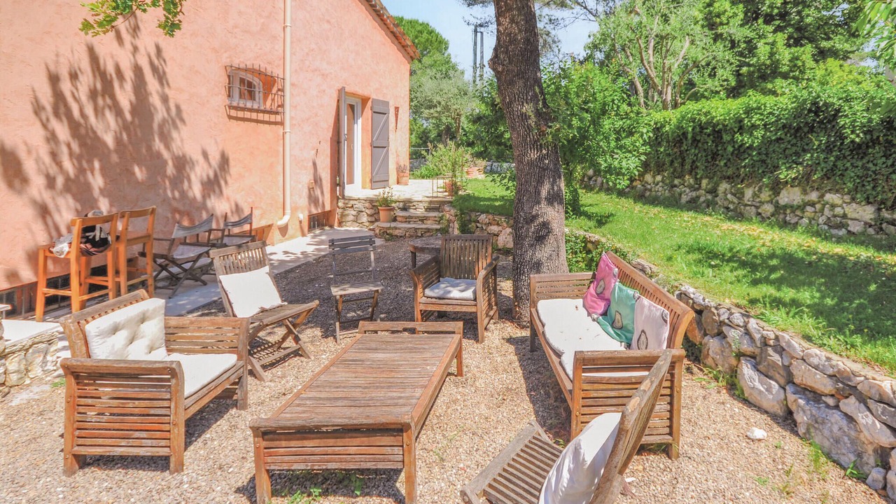 Photo of Others in Les Maillans