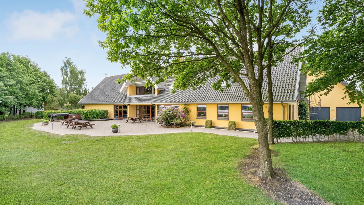 Photo of Others in Logstrup