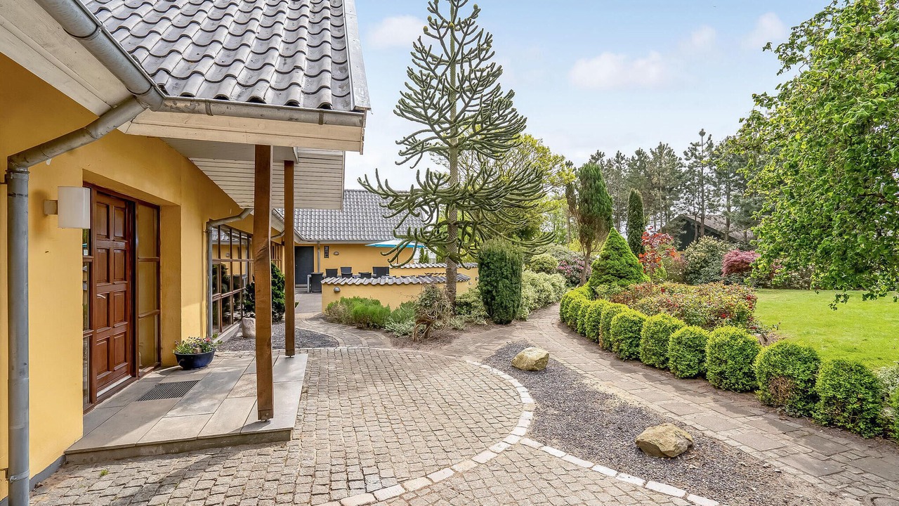 Photo of Others in Logstrup