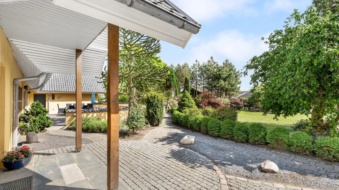 Photo of Others in Logstrup