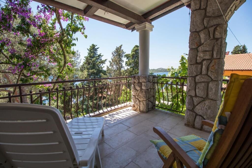Photo of Patio Balcony in Cove Murtar
