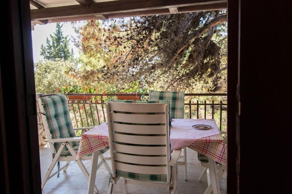 Photo of Outdoor in Cove Murtar