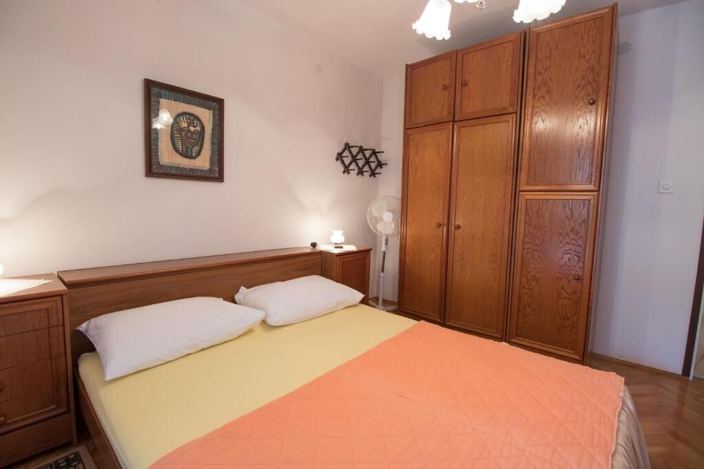Photo of Bedroom in Cove Murtar