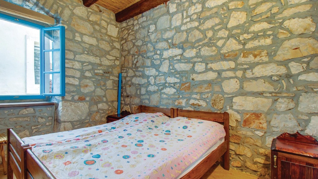 Photo of Others in Susak
