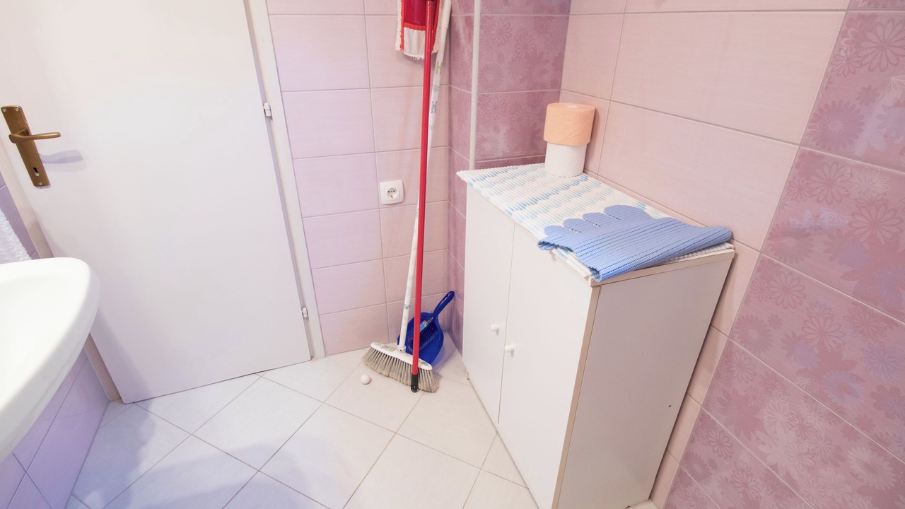 Photo of Bathroom in Cres