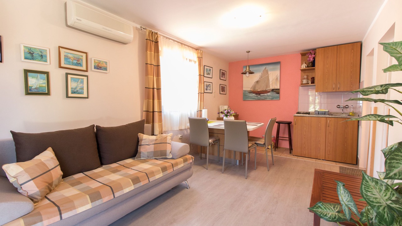 Photo of Livingroom in Cres