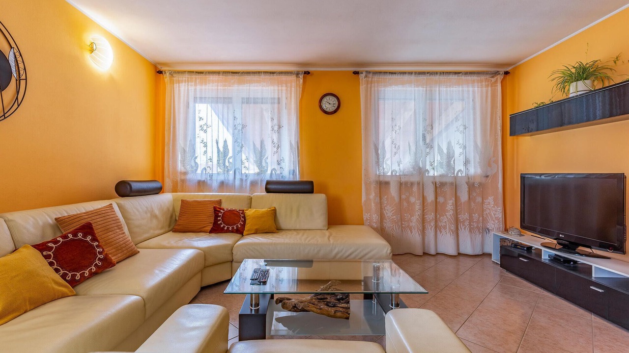 Photo of Bedroom in Sisan
