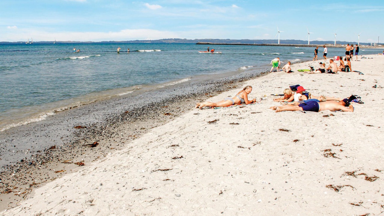 Photo of Others in Øer Strand