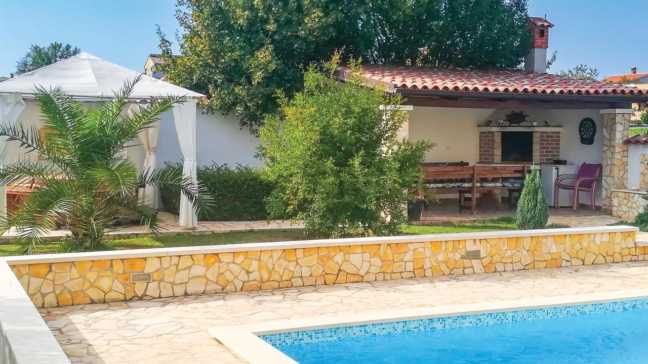 Photo of Outdoor in Pula