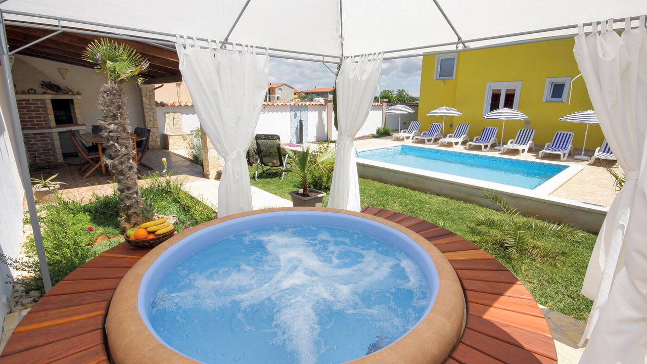 Photo of Outdoor in Pula