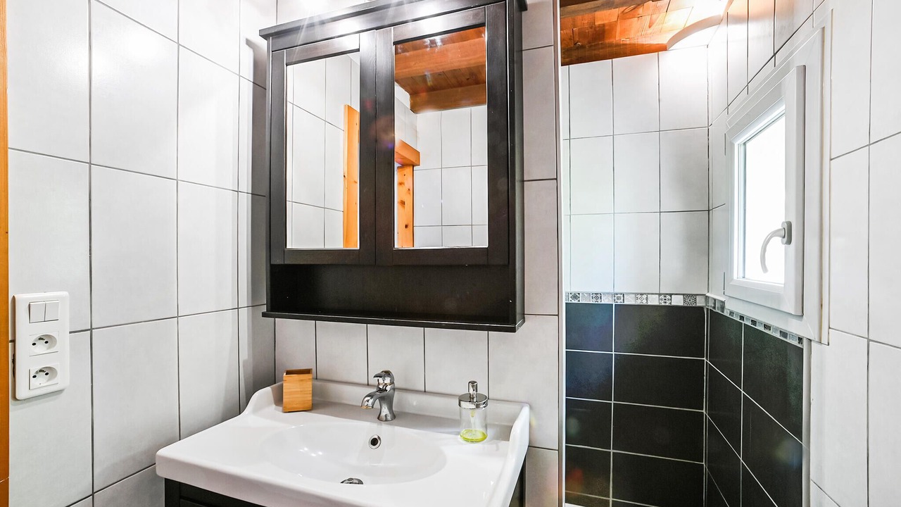 Photo of Bathroom in Saint-Andre-de-Roquepertuis