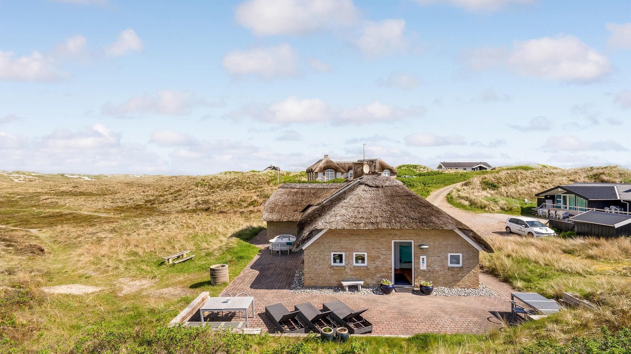 Photo of Others in Houvig Strand