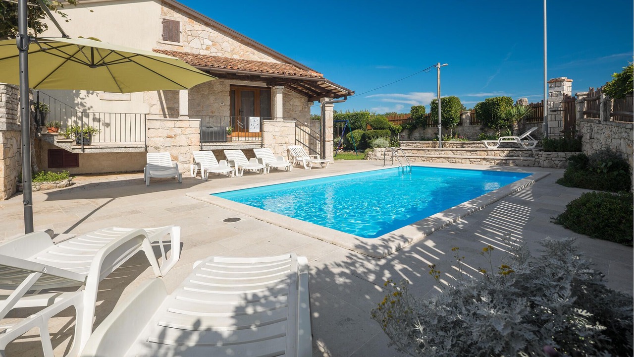 Photo of Outdoor in Gracisce