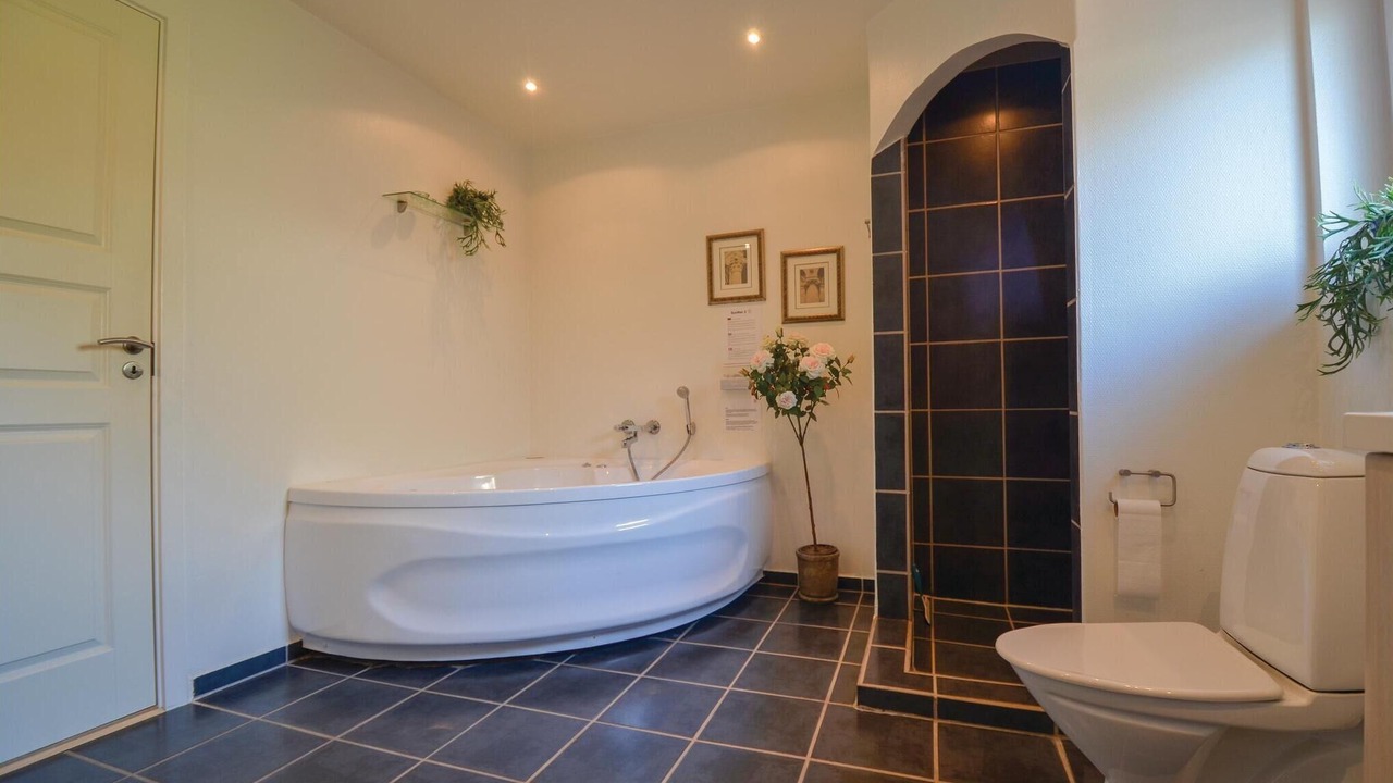 Photo of Bathroom in Øksenmølle