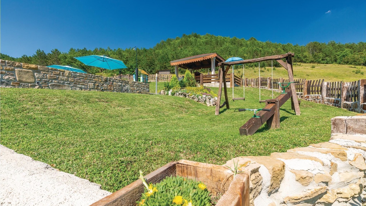 Photo of Outdoor in Gracisce
